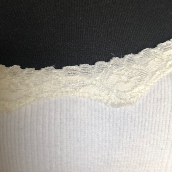 Disney Top - Picture 2 of 7